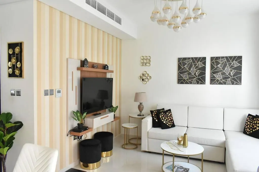 Lavish Villa In Dubai With Smart Office United Arab Emirates
