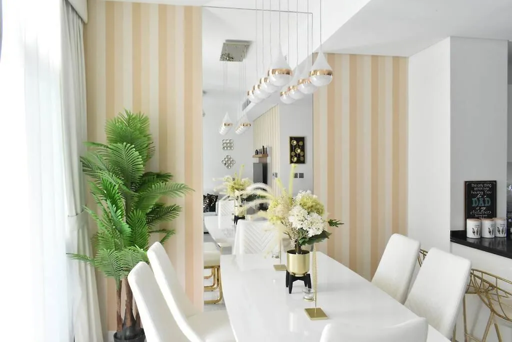 Lavish Villa In Dubai With Smart Office 0*,  United Arab Emirates